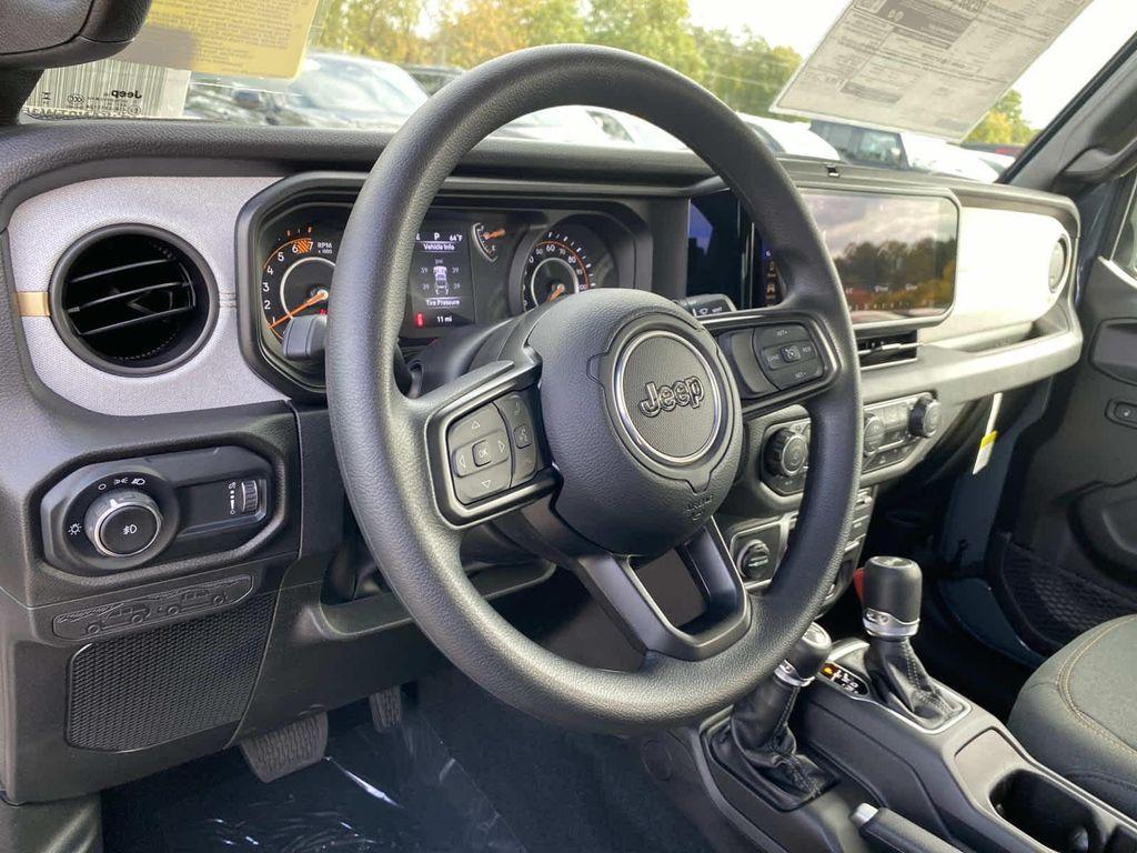 new 2026 Jeep Wrangler car, priced at $41,165