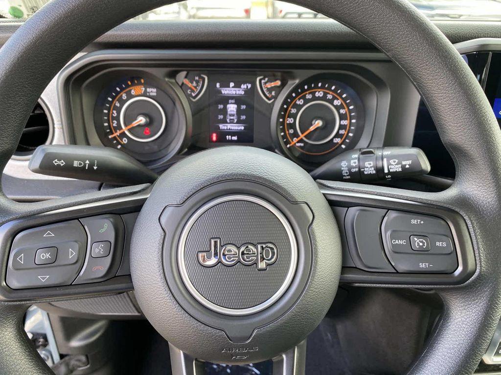 new 2026 Jeep Wrangler car, priced at $41,165