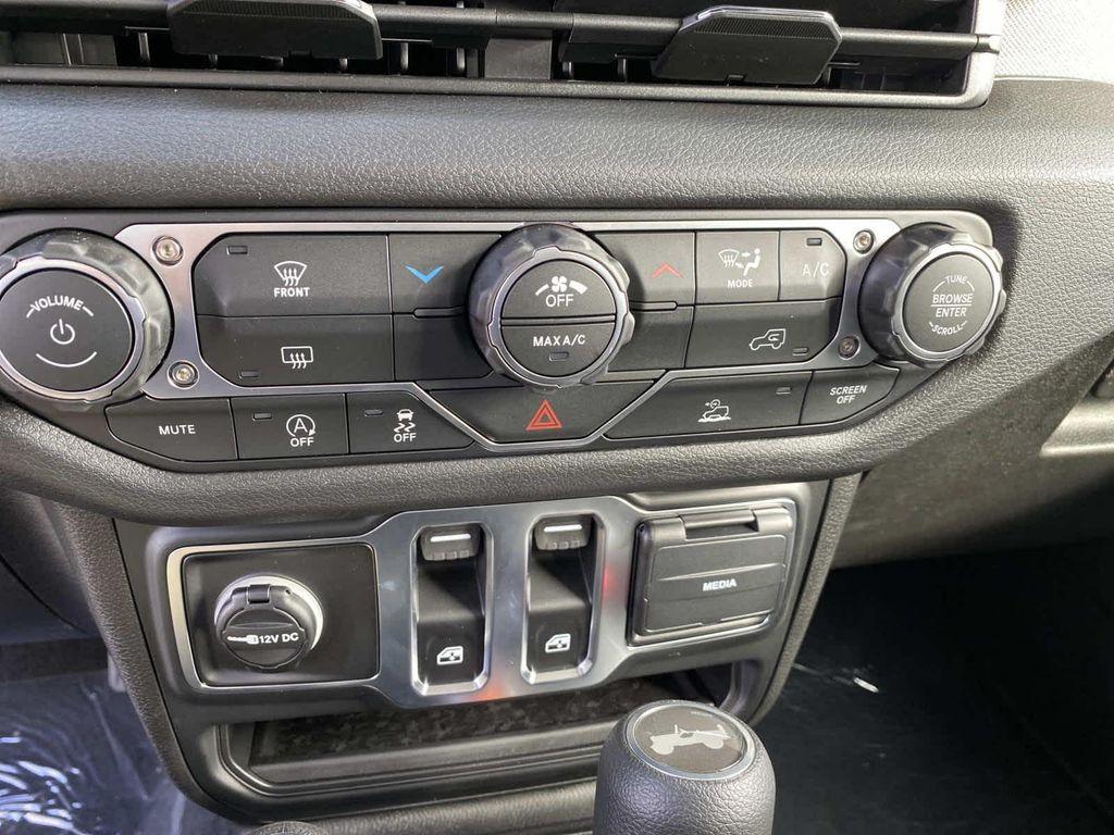 new 2026 Jeep Wrangler car, priced at $41,165