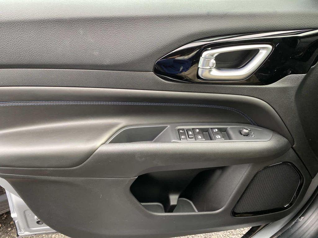 new 2026 Jeep Compass car, priced at $37,690