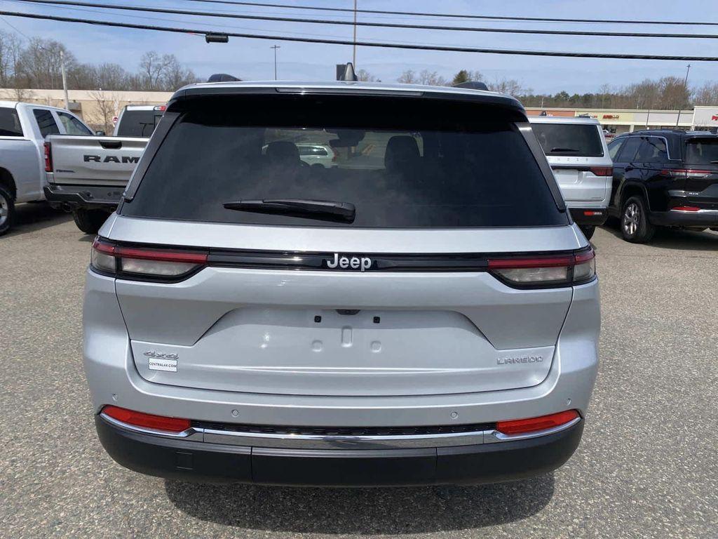 used 2025 Jeep Grand Cherokee car, priced at $33,675