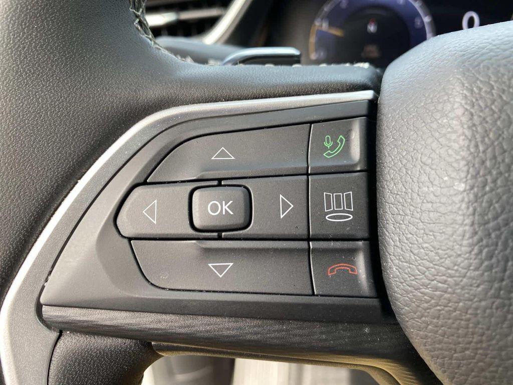 used 2025 Jeep Grand Cherokee car, priced at $33,675
