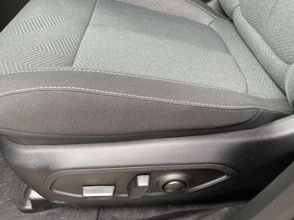 new 2026 Jeep Cherokee car, priced at $40,715
