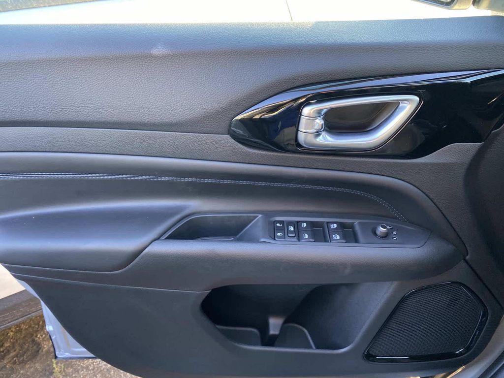 new 2026 Jeep Compass car, priced at $38,045