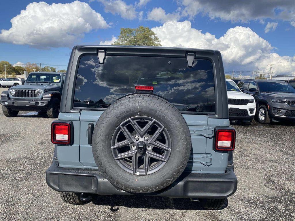 new 2026 Jeep Wrangler car, priced at $47,710