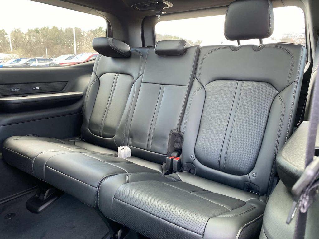 new 2026 Jeep Grand Wagoneer car, priced at $82,555