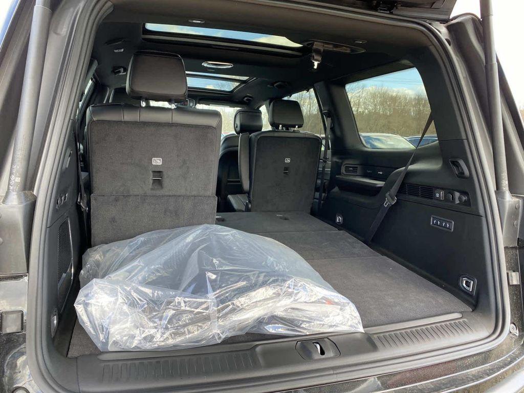 new 2026 Jeep Grand Wagoneer car, priced at $82,555
