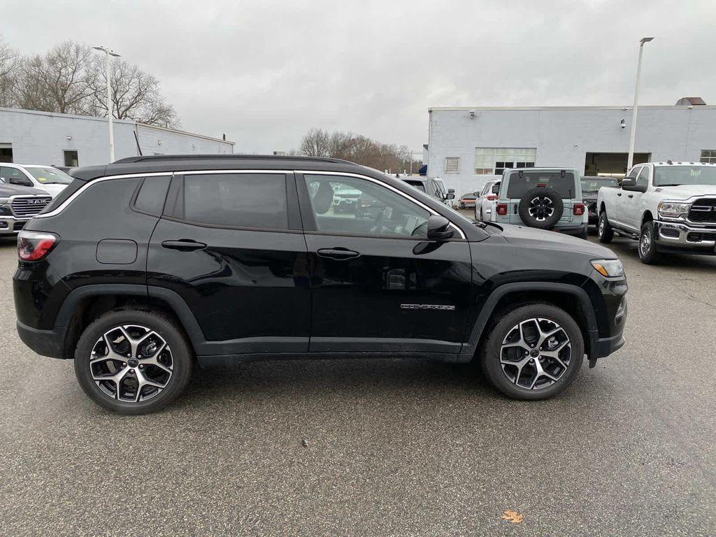 new 2026 Jeep Compass car, priced at $35,350