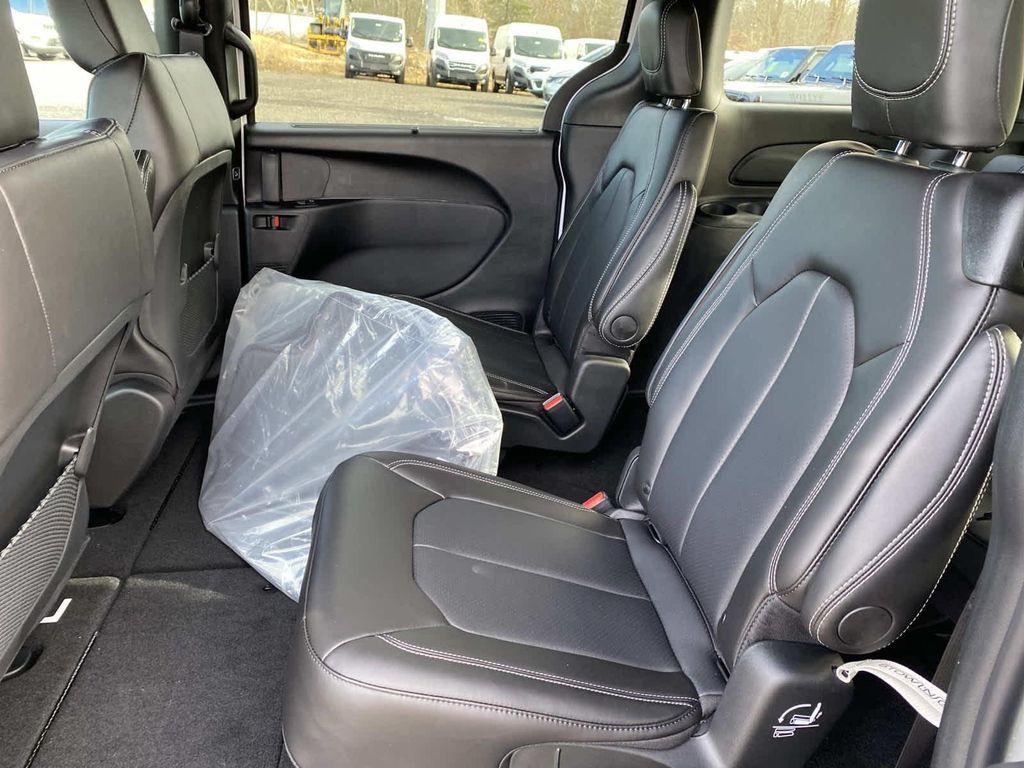 new 2026 Chrysler Voyager car, priced at $43,115