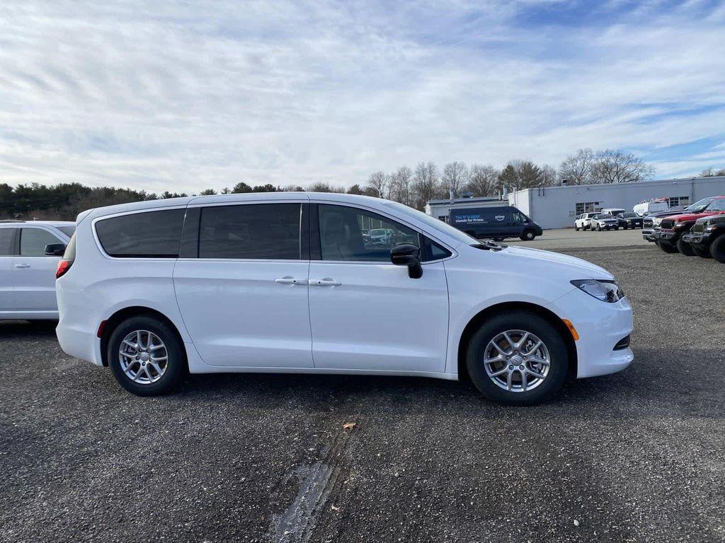 new 2026 Chrysler Voyager car, priced at $43,115