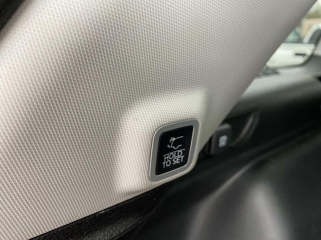 used 2023 Jeep Grand Cherokee car, priced at $32,899