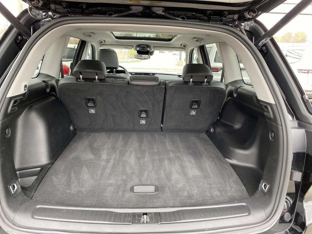 used 2023 Jeep Grand Cherokee car, priced at $32,899