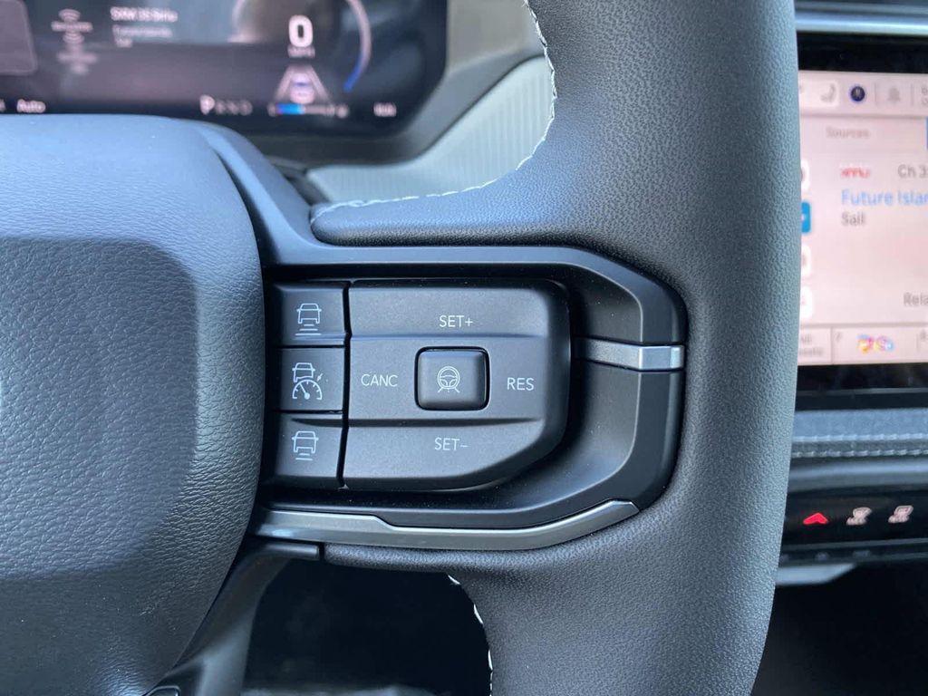 new 2026 Jeep Cherokee car, priced at $41,310
