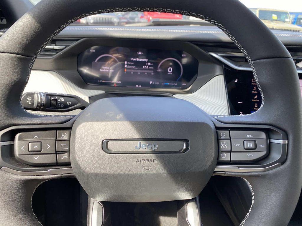 new 2026 Jeep Cherokee car, priced at $41,310