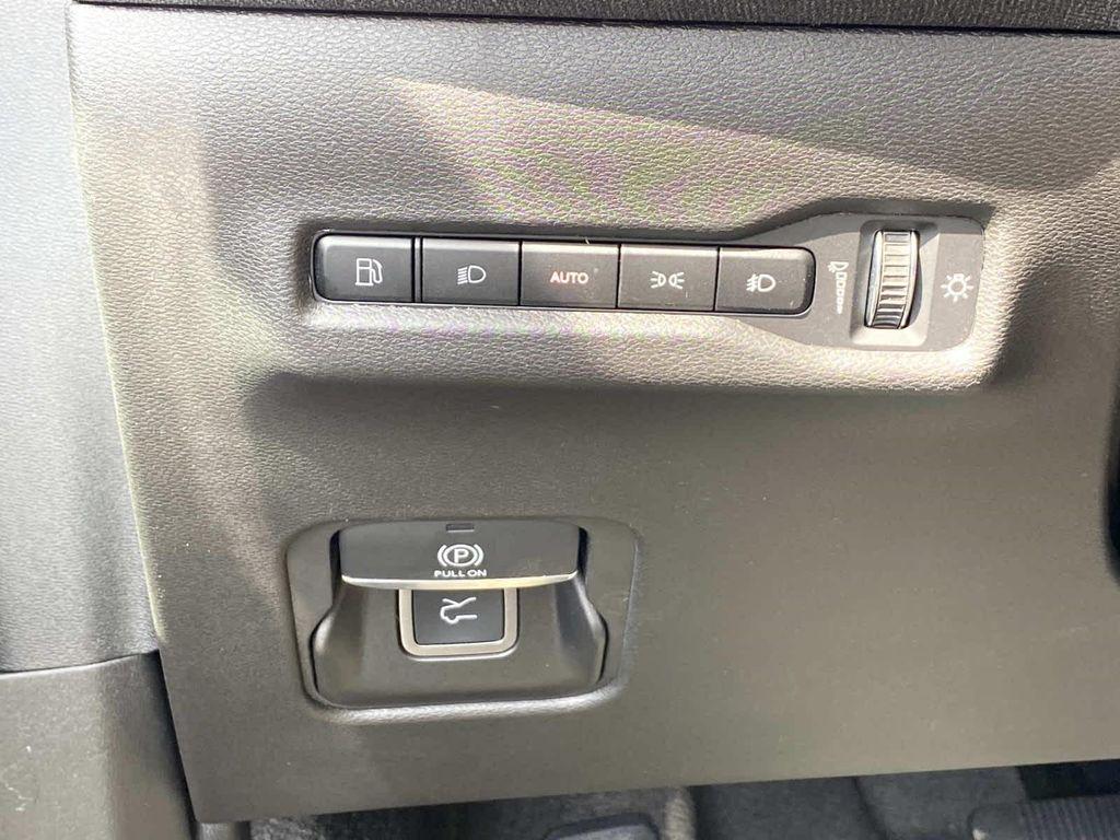 new 2026 Jeep Cherokee car, priced at $41,310