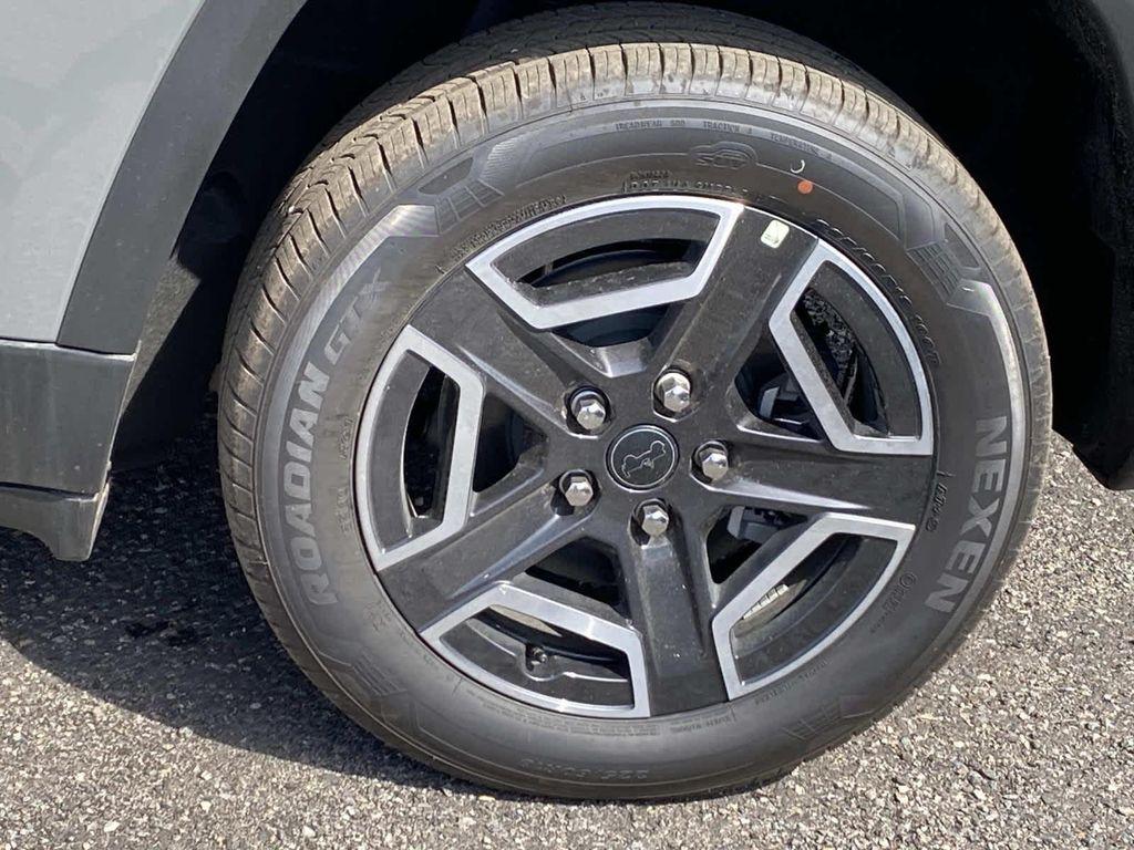 new 2026 Jeep Cherokee car, priced at $41,310