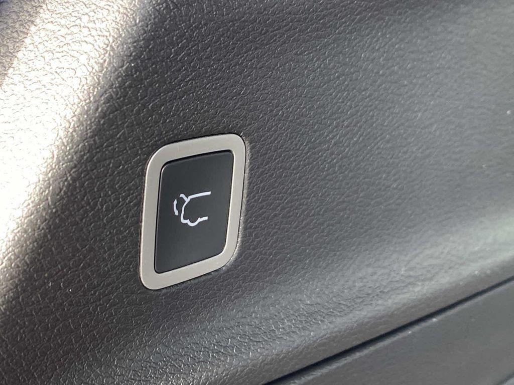 new 2026 Chrysler Voyager car, priced at $43,610