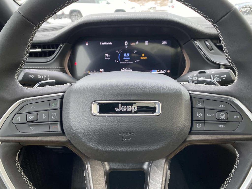 new 2026 Jeep Grand Cherokee car, priced at $48,155