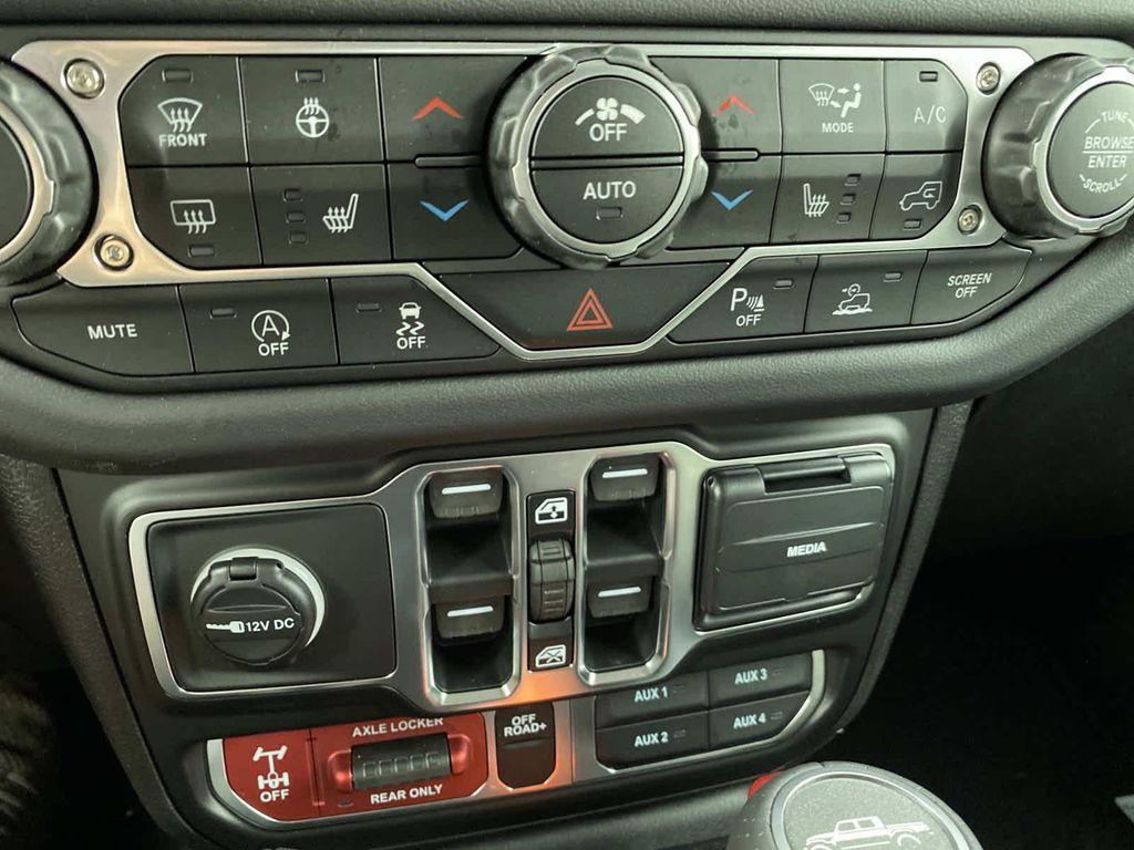 new 2026 Jeep Gladiator car, priced at $64,580