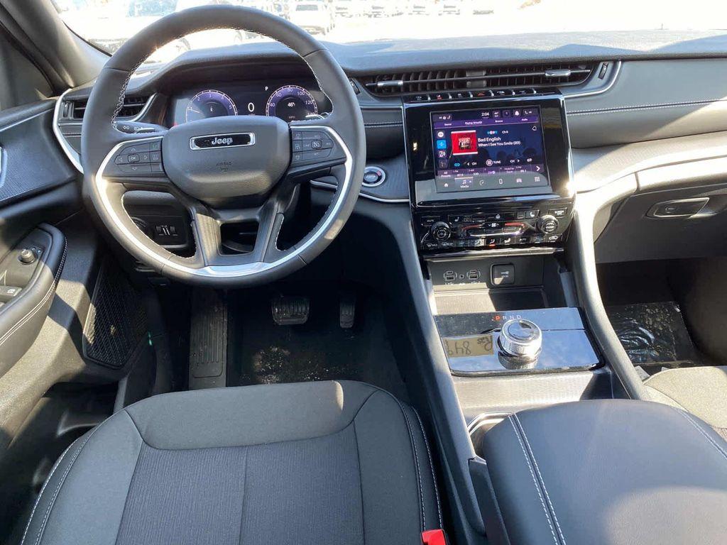 new 2025 Jeep Grand Cherokee L car, priced at $45,125