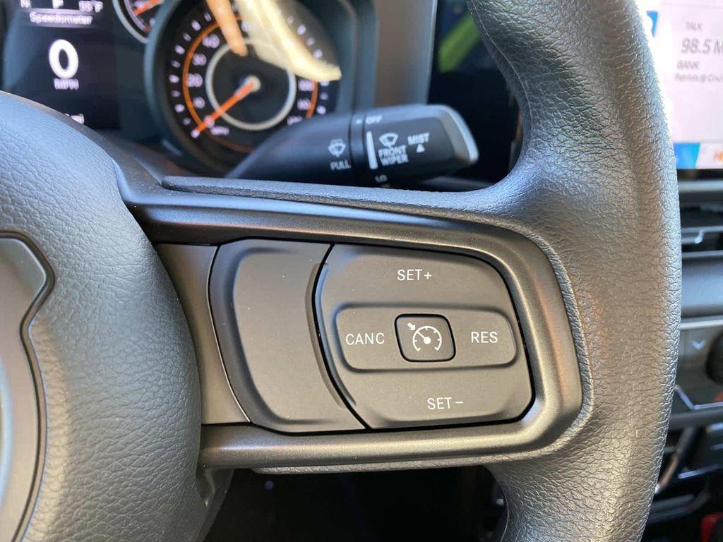 new 2026 Jeep Gladiator car, priced at $45,265