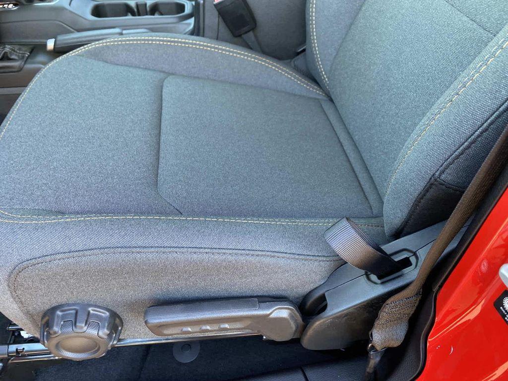 new 2026 Jeep Gladiator car, priced at $45,265