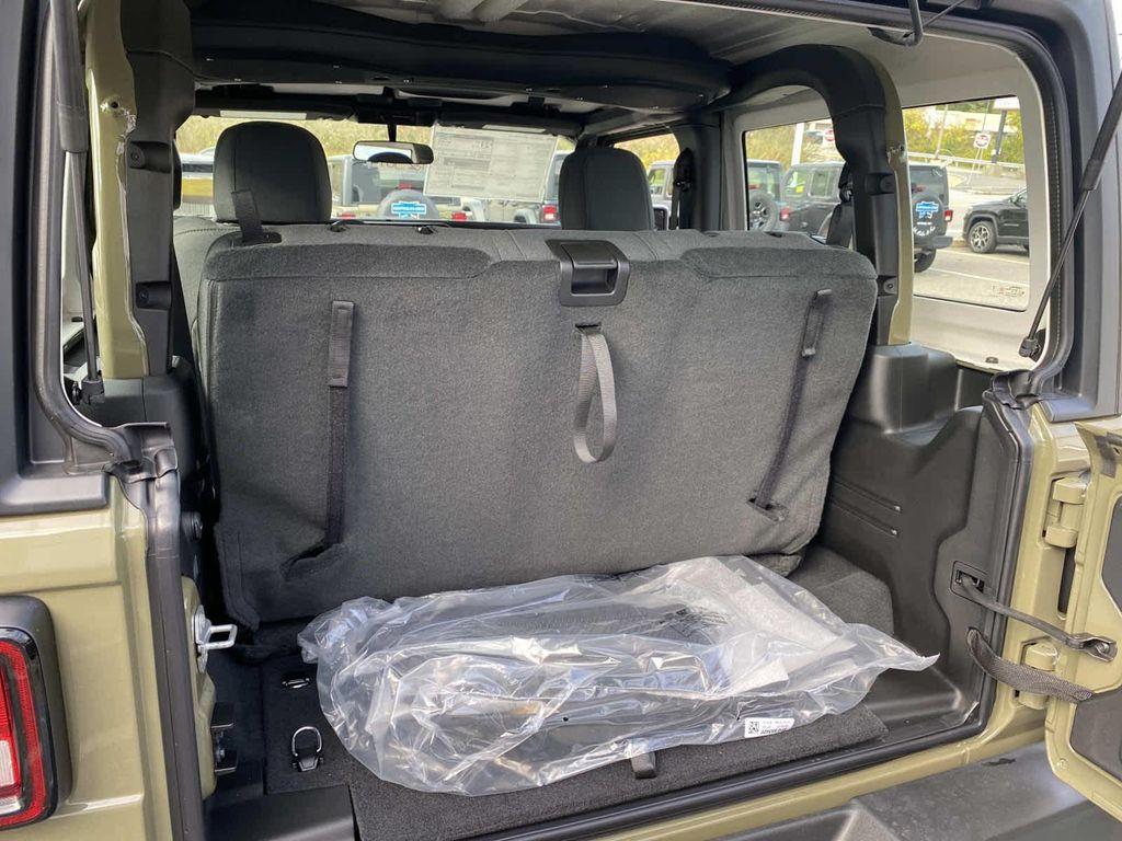 new 2026 Jeep Wrangler car, priced at $41,165