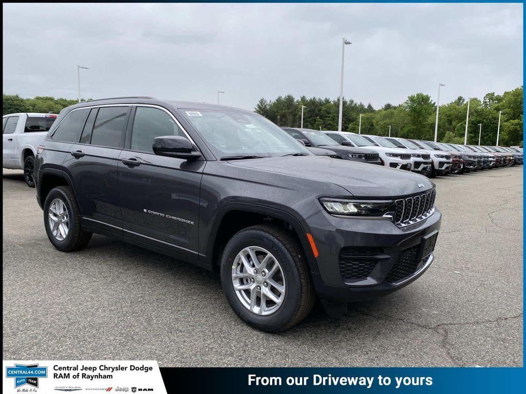 new 2026 Jeep Grand Cherokee car, priced at $47,225