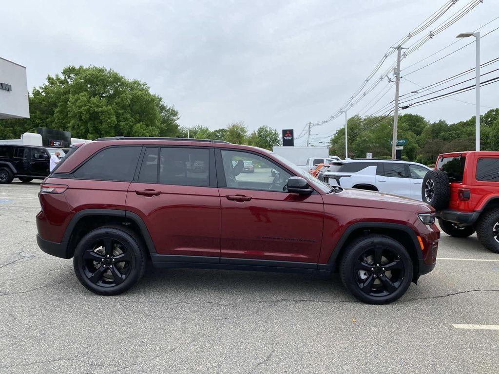used 2023 Jeep Grand Cherokee car, priced at $32,473