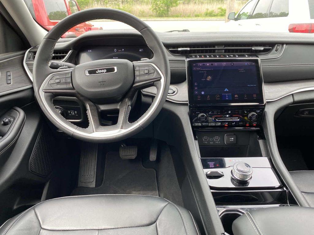 used 2023 Jeep Grand Cherokee car, priced at $32,473