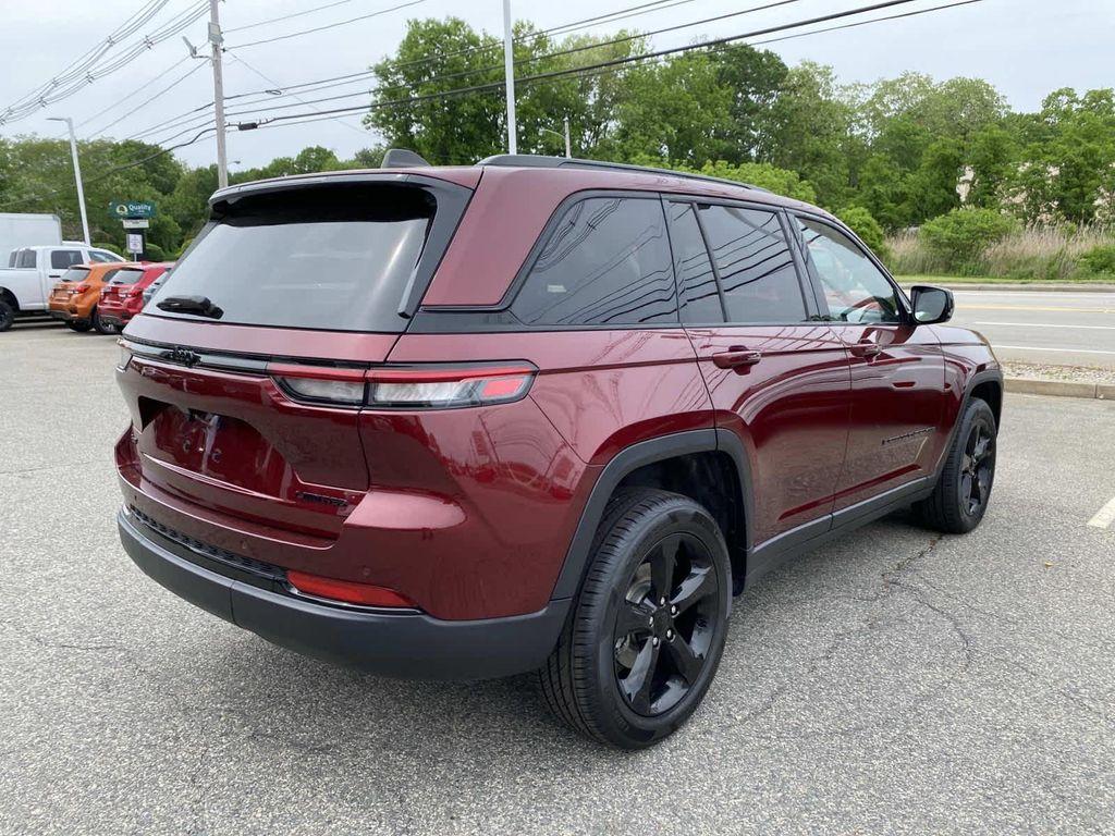 used 2023 Jeep Grand Cherokee car, priced at $32,473