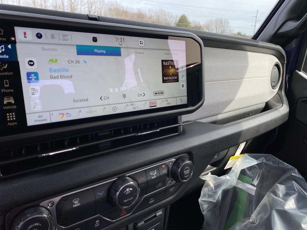 new 2026 Jeep Gladiator car, priced at $43,335