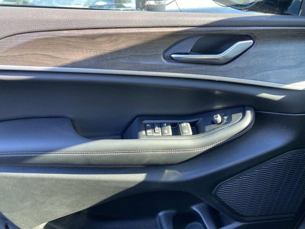 new 2026 Jeep Grand Cherokee car, priced at $49,170