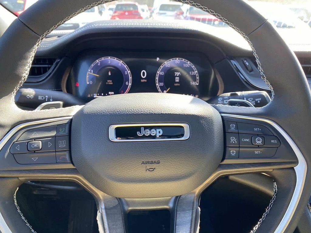 new 2026 Jeep Grand Cherokee car, priced at $49,170