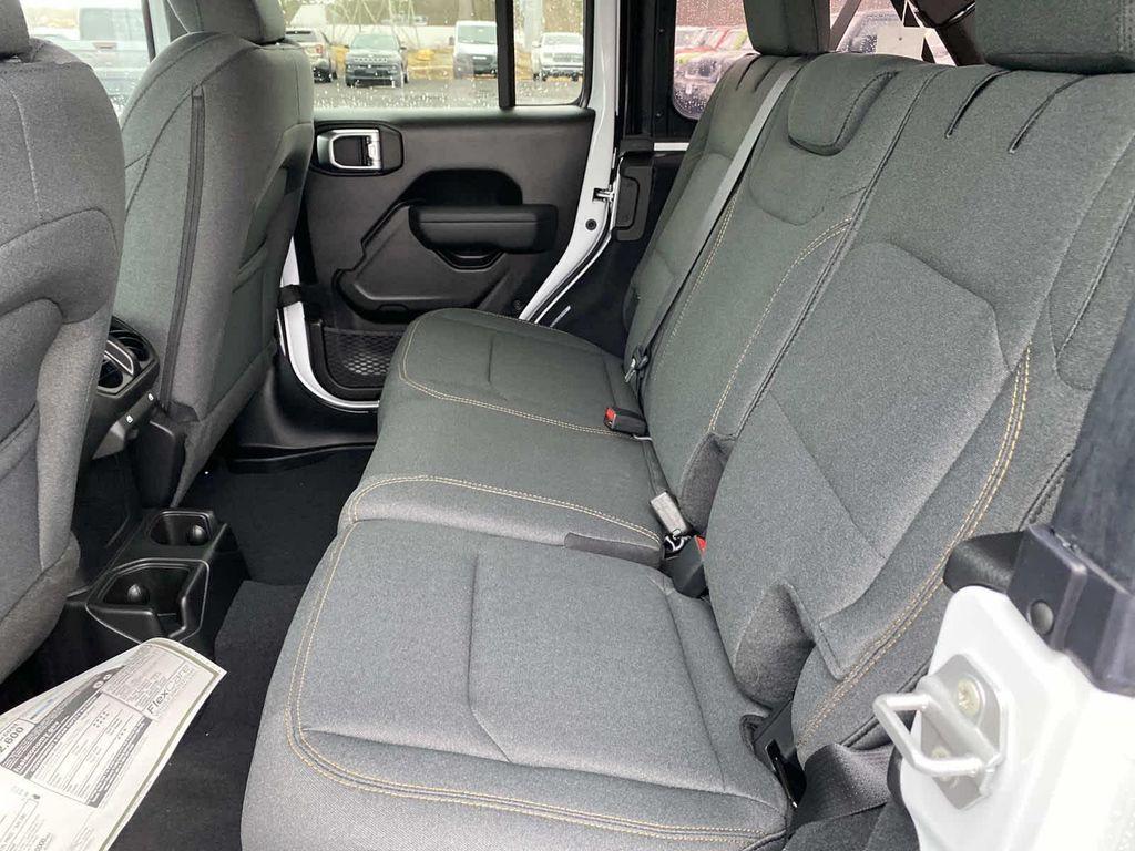 new 2026 Jeep Wrangler car, priced at $41,585