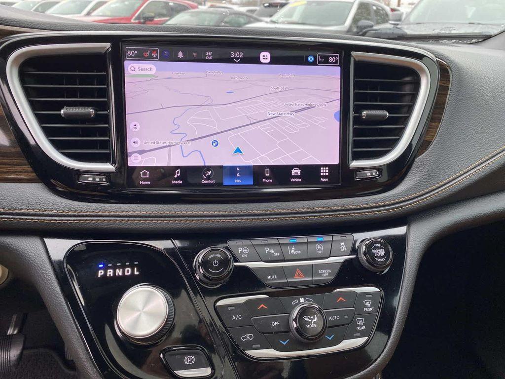 used 2022 Chrysler Pacifica car, priced at $29,290