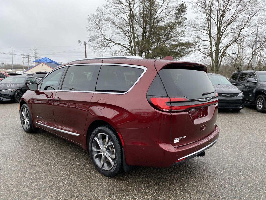used 2022 Chrysler Pacifica car, priced at $29,290