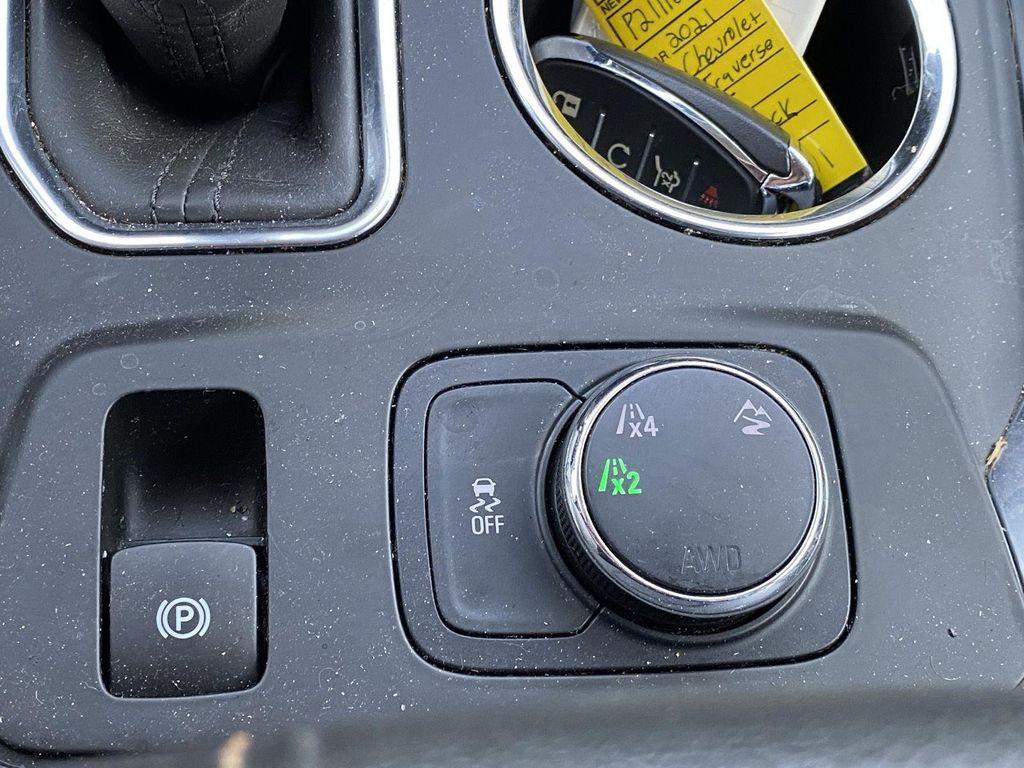 used 2021 Chevrolet Traverse car, priced at $21,887