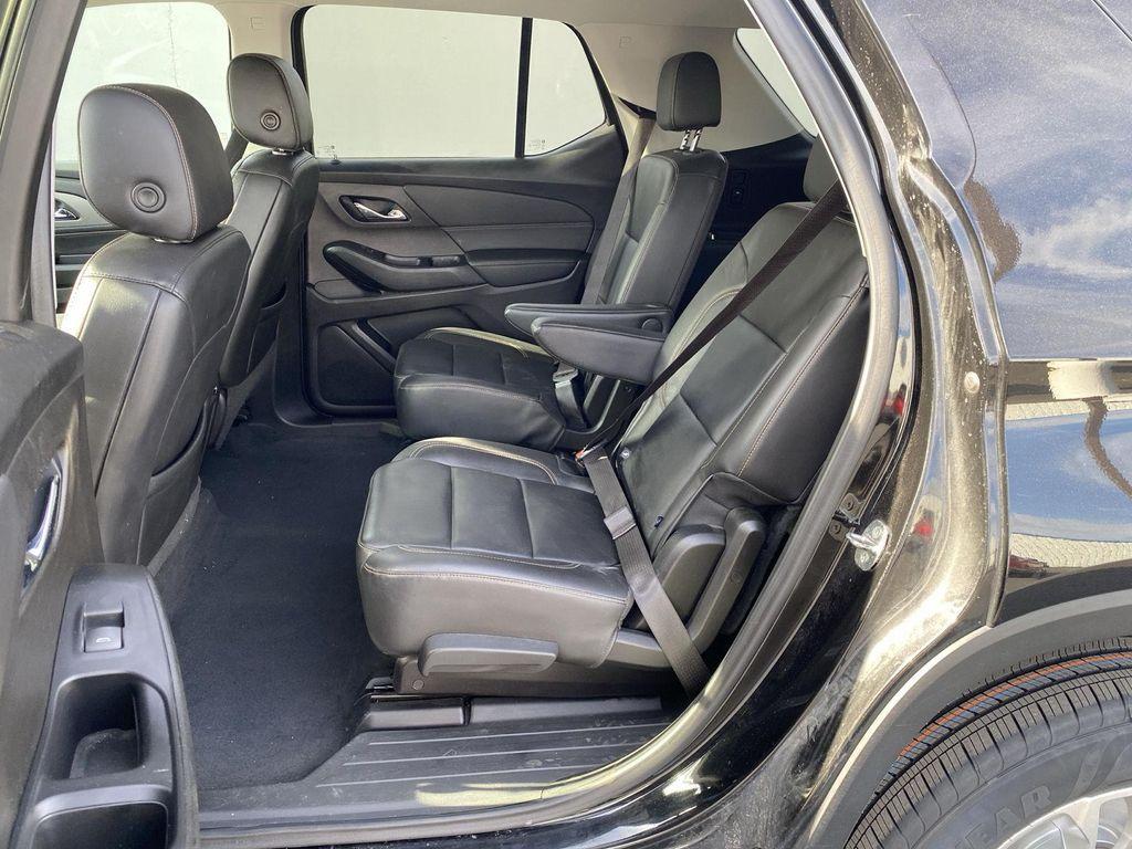 used 2021 Chevrolet Traverse car, priced at $21,887