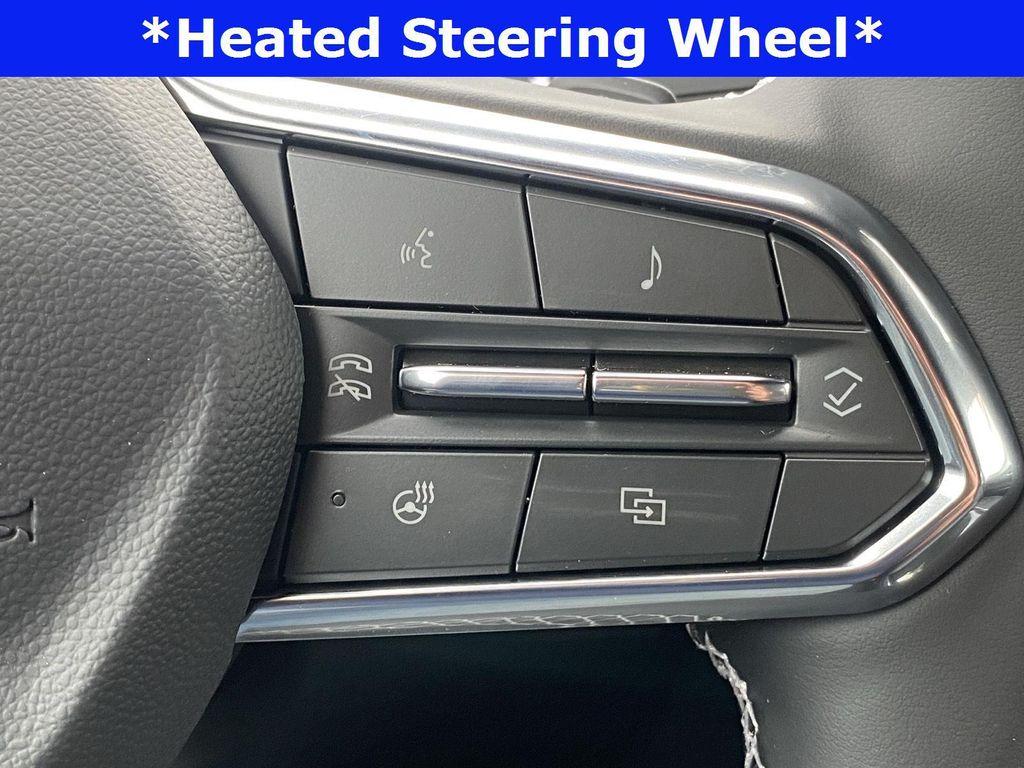 new 2025 Chevrolet Traverse car, priced at $39,995