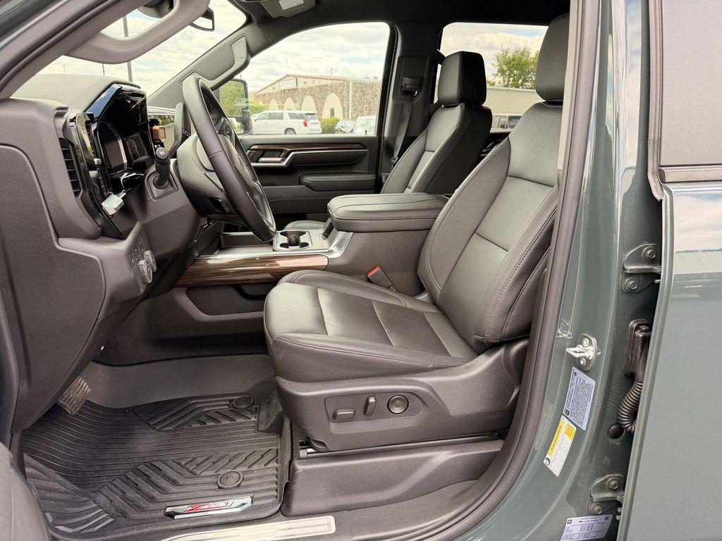 used 2026 Chevrolet Silverado 2500 car, priced at $61,943