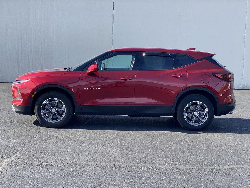 used 2025 Chevrolet Blazer car, priced at $28,238