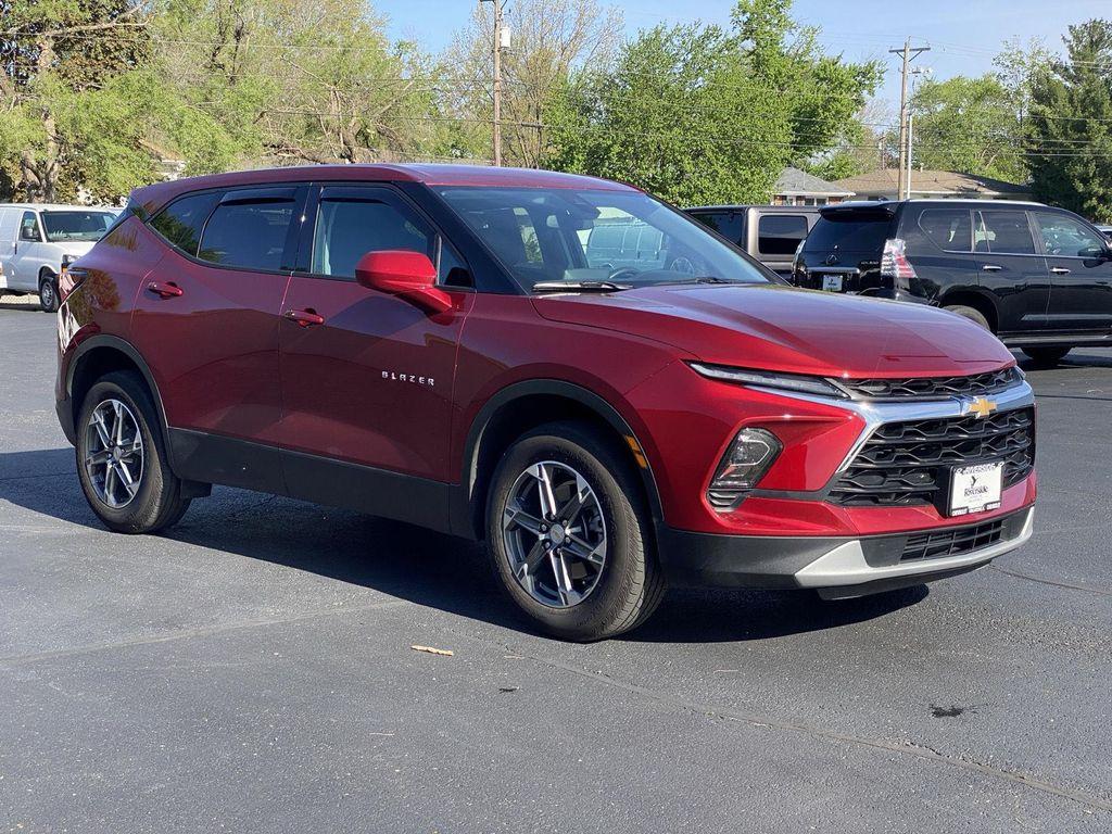 used 2025 Chevrolet Blazer car, priced at $28,238