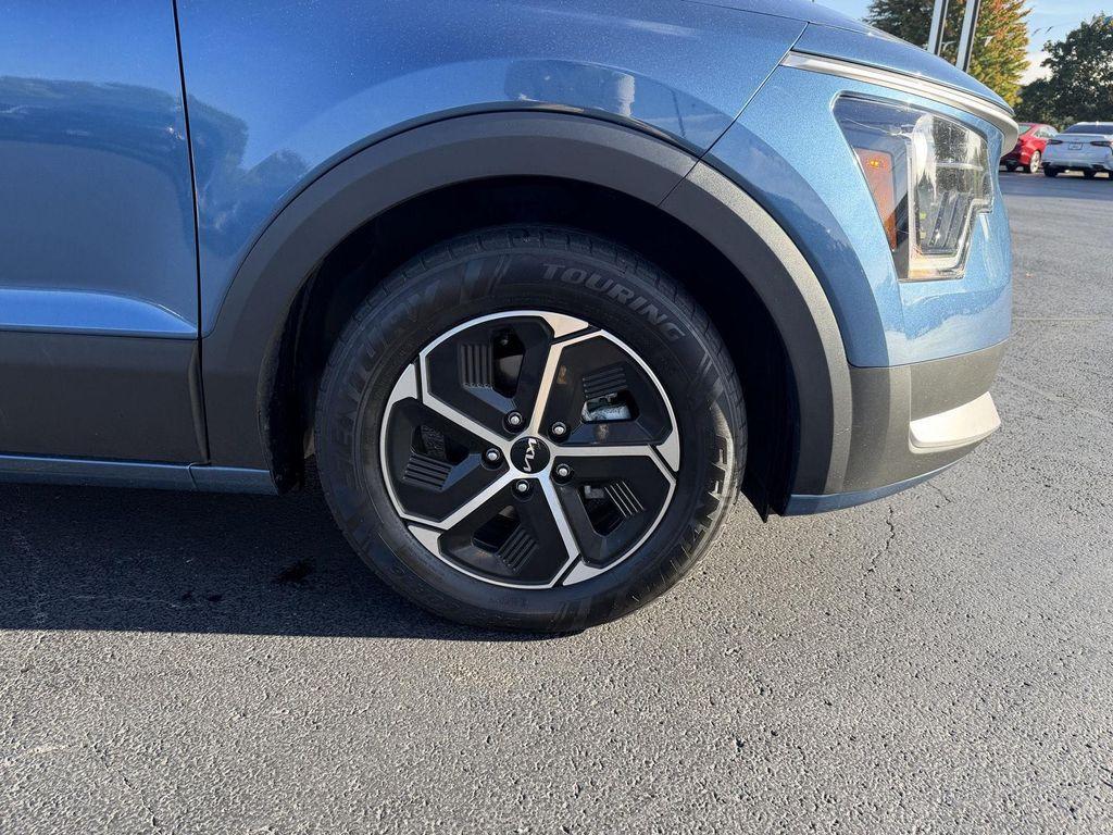 used 2024 Kia Niro car, priced at $23,097