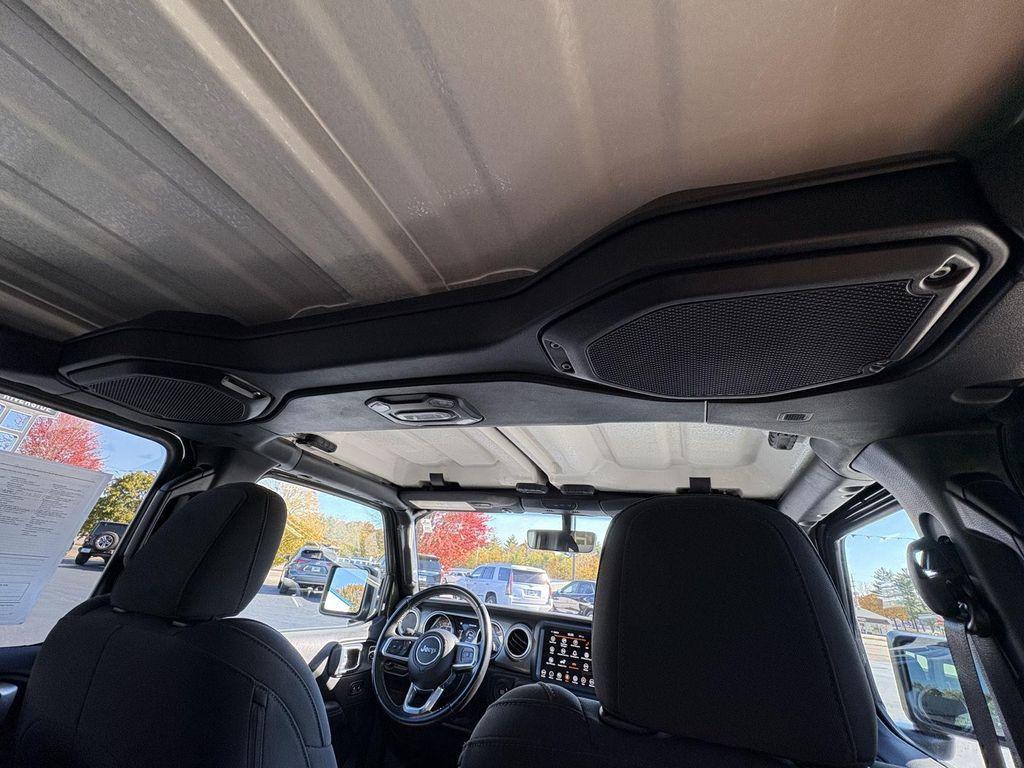 used 2022 Jeep Wrangler Unlimited car, priced at $27,395