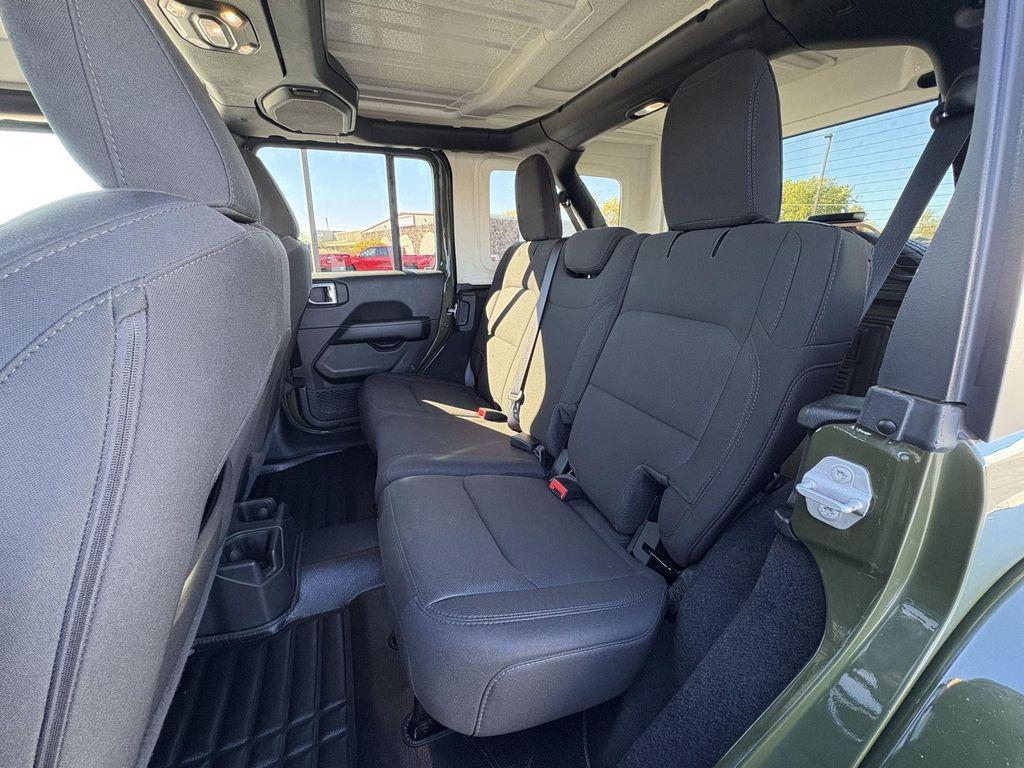 used 2022 Jeep Wrangler Unlimited car, priced at $27,395