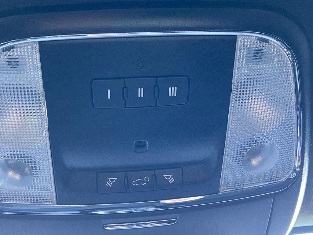 used 2021 Jeep Grand Cherokee car, priced at $21,490