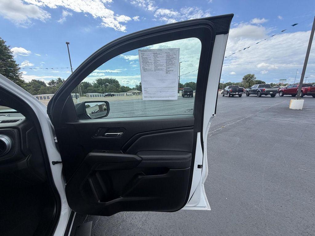 used 2024 Chevrolet Colorado car, priced at $30,995