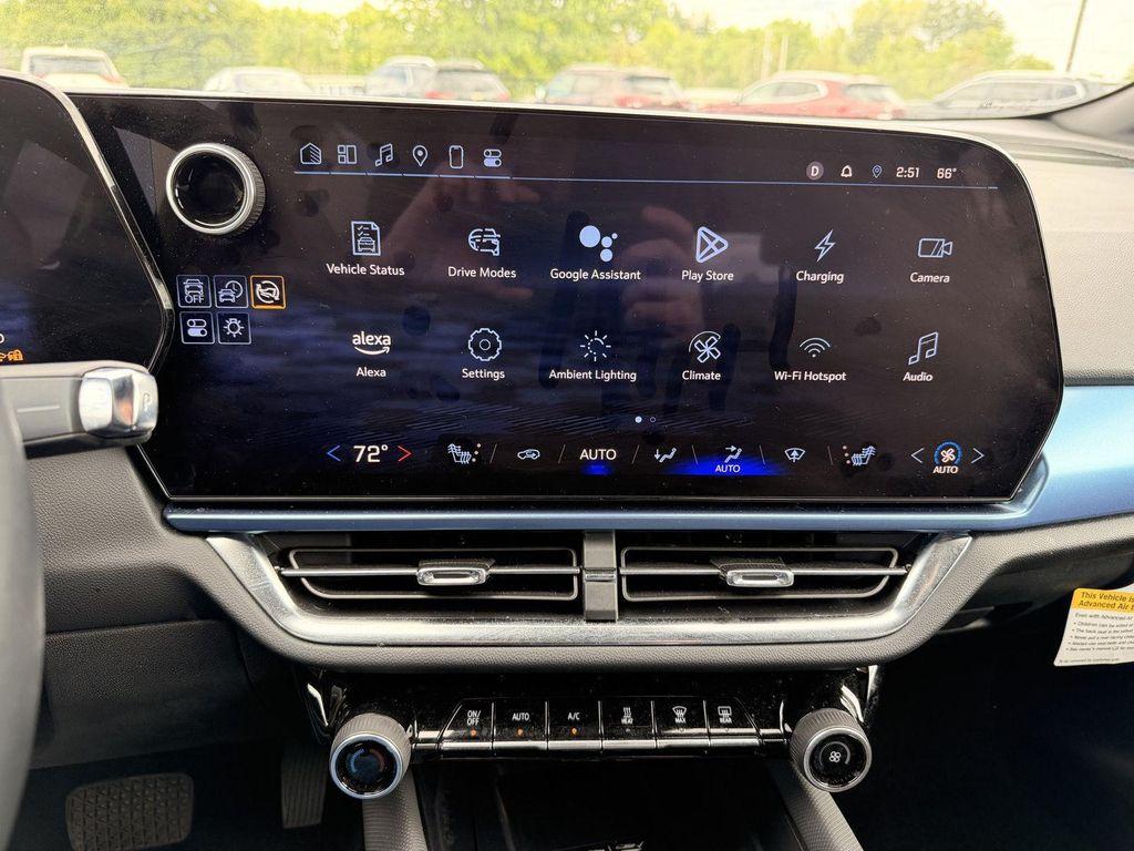 used 2025 Chevrolet Equinox EV car, priced at $25,898