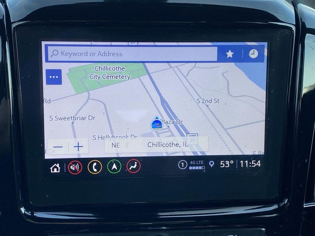 used 2023 Chevrolet Traverse car, priced at $33,599